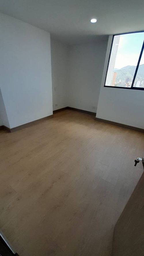Apartamento en Arriendo en Señorial, Envigado - Miniatura 11