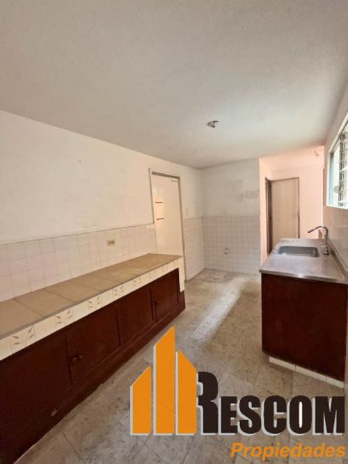 Casa en  Arriendo en Laureles, Medellín - Imagen 1