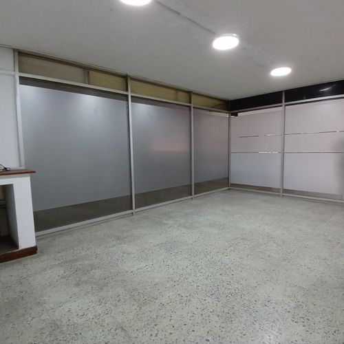 Oficina en Arriendo en Granada, Cali - Miniatura 8