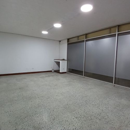 Oficina en Arriendo en Granada, Cali - Miniatura 13