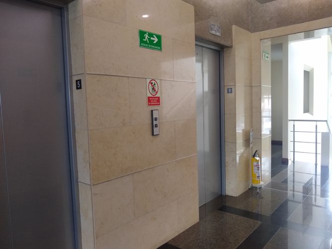 Oficina en  Arriendo en Chicó Navarra, Bogotá - Miniatura 7