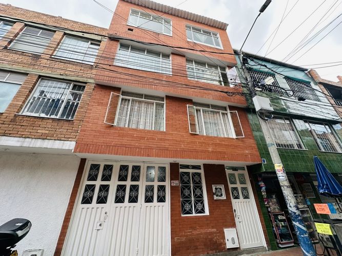 Casa en venta en El muelle, Bogotá - Imagen 1