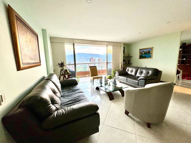 Apartamento en  Venta en Envigado - Miniatura 2