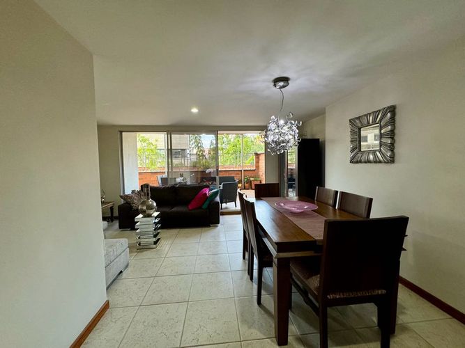 Apartamento en  Venta en Milla de Oro, Medellín - Miniatura 4