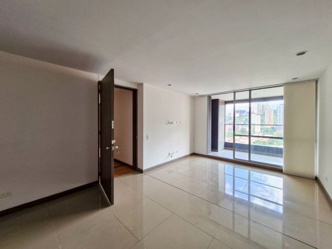 Apartamento en  Arriendo en Vereda san jose, Sabaneta - Miniatura 4