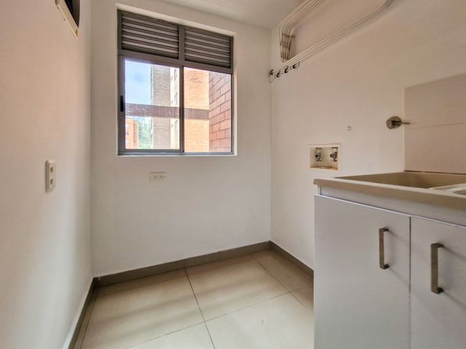 Apartamento en  Arriendo en Vereda san jose, Sabaneta - Miniatura 12