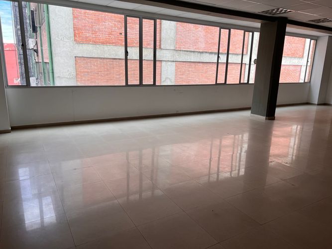 Edificio en Arriendo en Lago gaitan, Bogotá - Miniatura 10