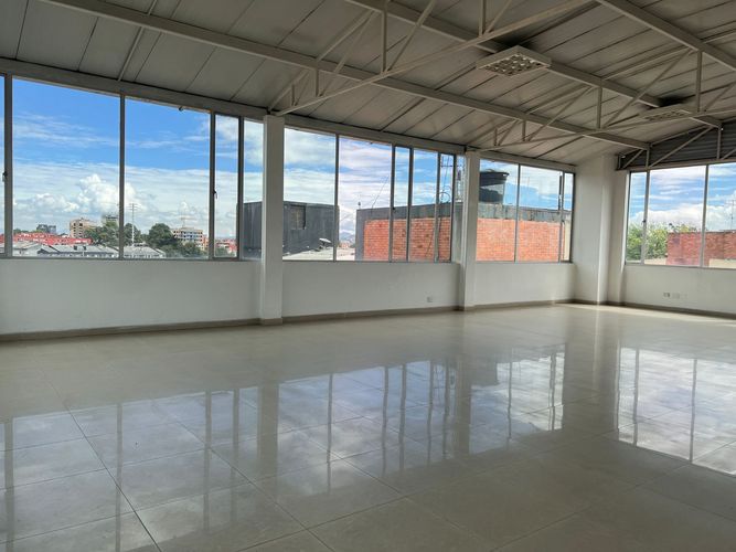 Edificio en Arriendo en Lago gaitan, Bogotá - Miniatura 14