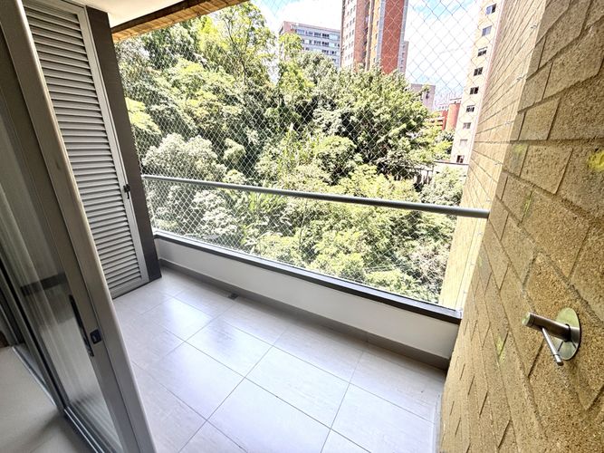 Apartamento en Arriendo en El Poblado, Medellín - Miniatura 4