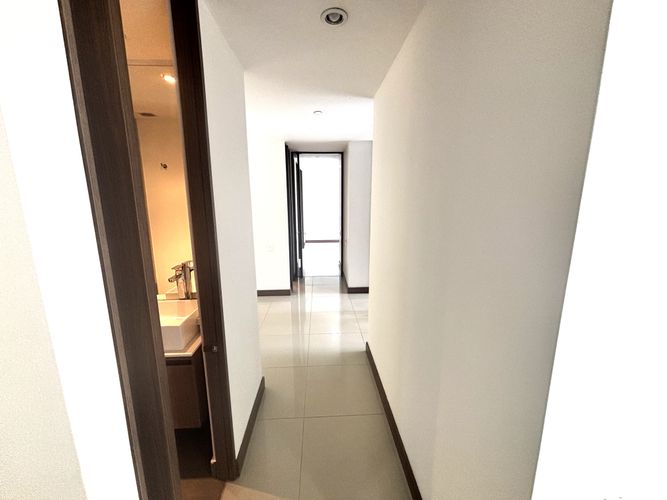 Apartamento en Arriendo en El Poblado, Medellín - Miniatura 8