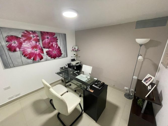 Edificio en Arriendo en Santa Barbara, Bogotá - Miniatura 6