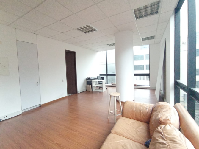 Oficina en  Venta en Zona norte, Bogotá - Miniatura 2