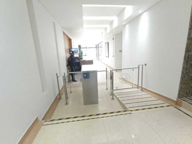 Oficina en  Venta en Zona norte, Bogotá - Miniatura 3