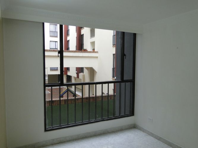 Apartaestudio en Arriendo en Mazuren, Bogotá - Miniatura 3