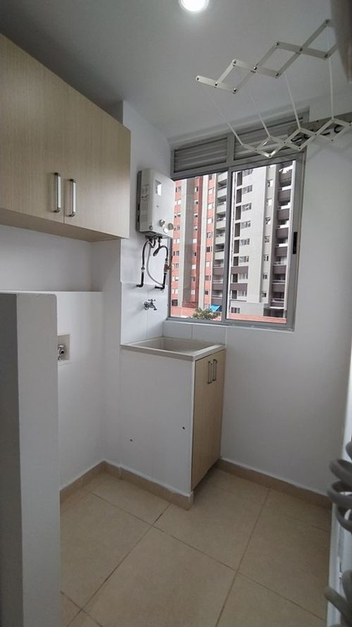 Apartamento en Arriendo en Sabaneta - Miniatura 3