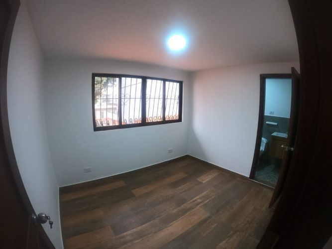 Casa en Arriendo en Santa Barbara, Bogotá - Miniatura 26
