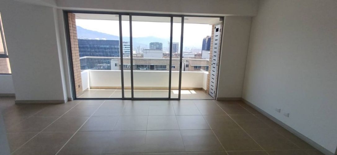 Apartamento en Arriendo en Ciudad del Río, Medellín - Miniatura 2