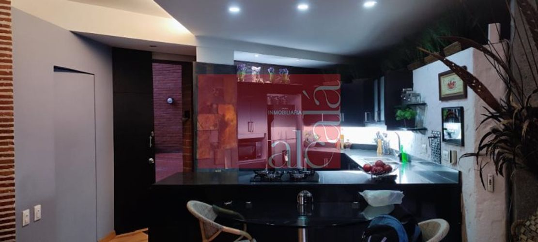 Apartamento en  Venta en El Poblado, Medellín - Imagen 1