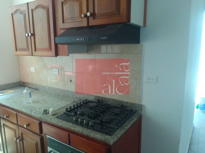 Casa en arriendo en La magnolia, Envigado - Miniatura 2