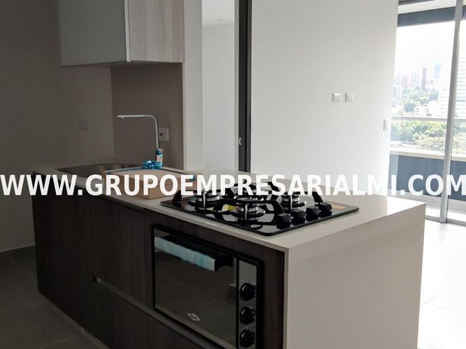 Apartaestudio en Arriendo en El Poblado, Medellín - Miniatura 11