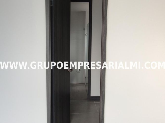 Apartaestudio en Arriendo en El Poblado, Medellín - Miniatura 15