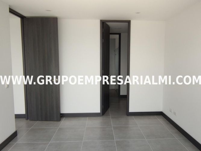 Apartaestudio en Arriendo en El Poblado, Medellín - Miniatura 16