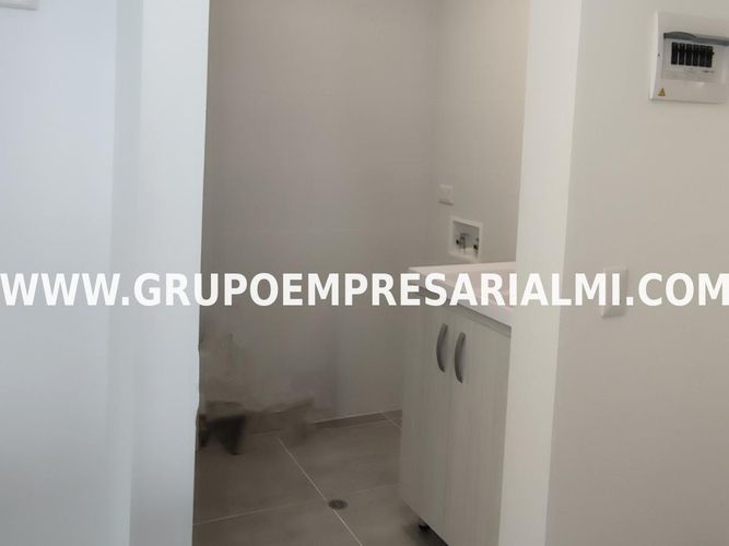 Apartaestudio en Arriendo en El Poblado, Medellín - Miniatura 20