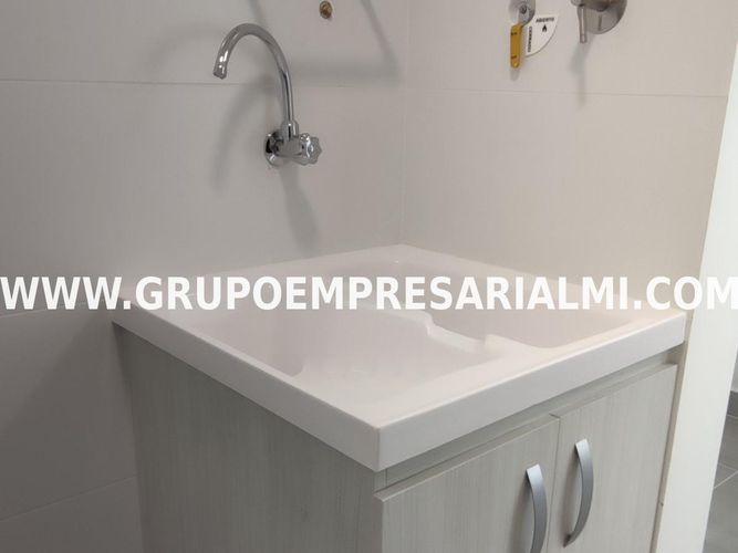 Apartaestudio en Arriendo en El Poblado, Medellín - Miniatura 22