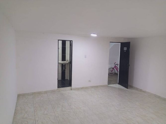 Local en Arriendo en Timiza, Bogotá - Miniatura 11