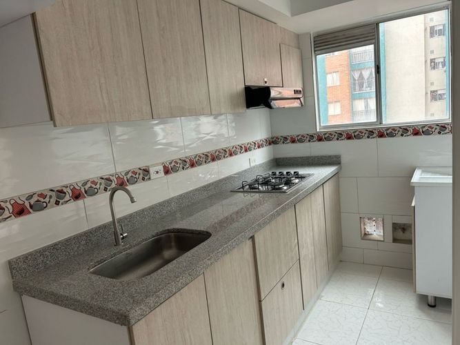 Apartamento en Arriendo en Fontanar del río, Bogotá - Miniatura 3