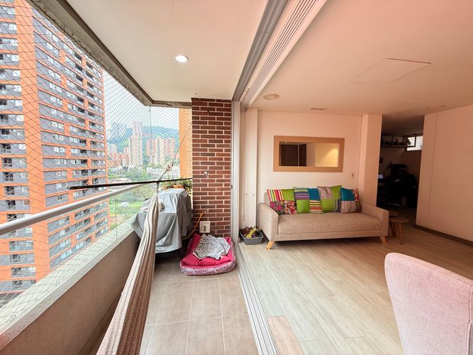 Apartamento en Venta en Ciudad del Río, Medellín - Miniatura 9