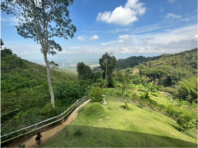 Finca en venta en Ginebra - Imagen 1
