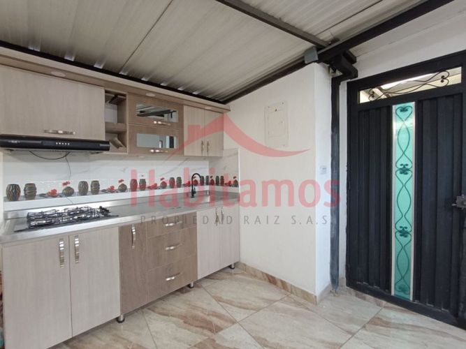 Local en  Arriendo en Laureles, Medellín - Imagen 1