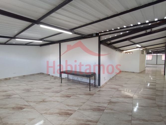 Local en  Arriendo en Laureles, Medellín - Miniatura 3