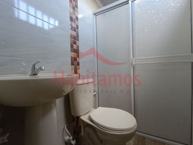 Local en  Arriendo en Laureles, Medellín - Miniatura 9