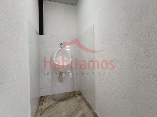 Local en  Arriendo en Laureles, Medellín - Miniatura 10