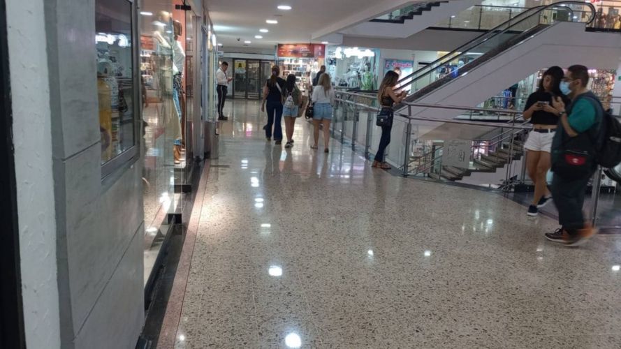 Local en Arriendo en Cabecera del llano, Bucaramanga - Miniatura 9