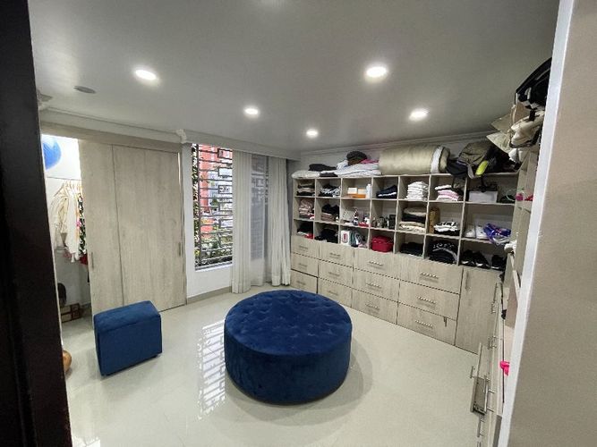 Edificio en venta en Laureles, Medellín - Miniatura 11