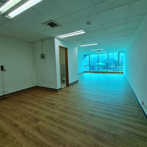 Oficina en  Venta en El Poblado, Medellín - Imagen 1