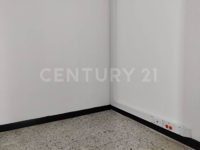 Local en Arriendo en Las americas, Bogotá - Miniatura 10