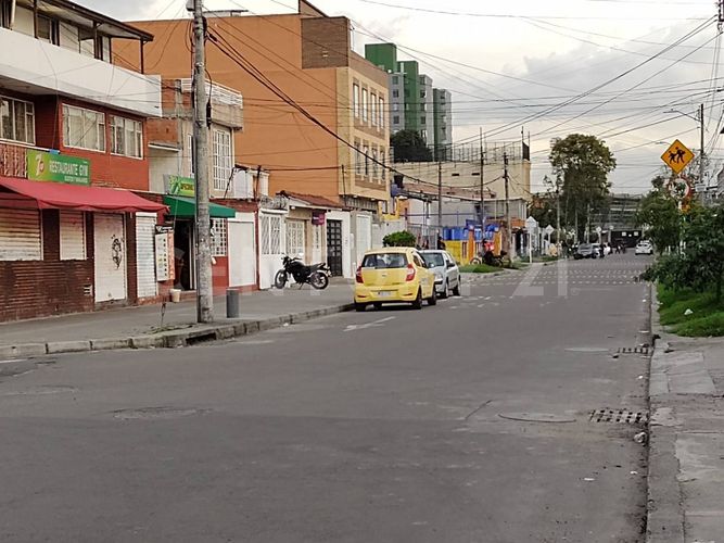 Local en Arriendo en Las americas, Bogotá - Miniatura 19