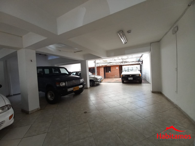 Local en venta en Laureles, Medellín - Miniatura 3