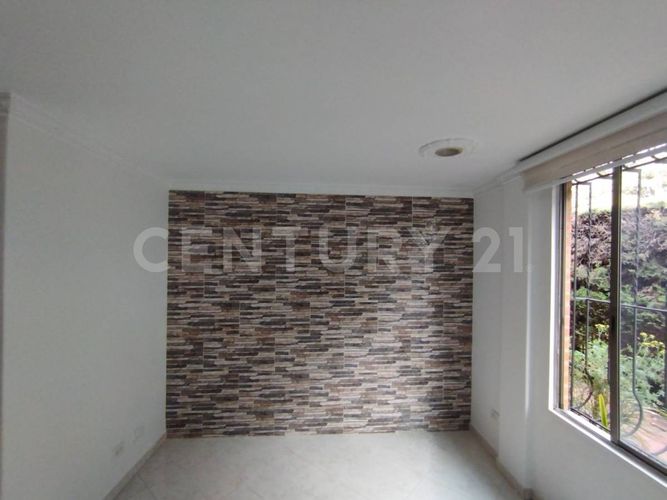 Casa en Arriendo en Colina Campestre, Bogotá - Miniatura 2