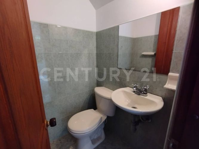 Casa en Arriendo en Colina Campestre, Bogotá - Miniatura 3