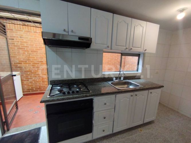 Casa en Arriendo en Colina Campestre, Bogotá - Miniatura 4