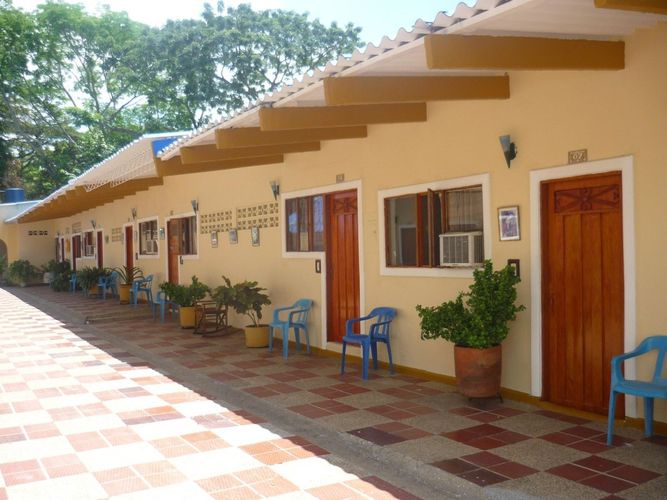 Finca en Arriendo en Bombote, Melgar - Miniatura 2