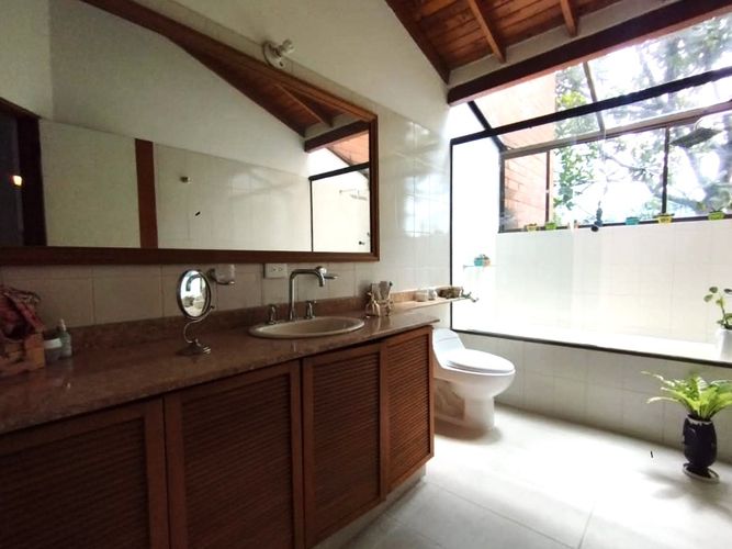 Casa en  Venta en El Poblado, Medellín - Miniatura 24