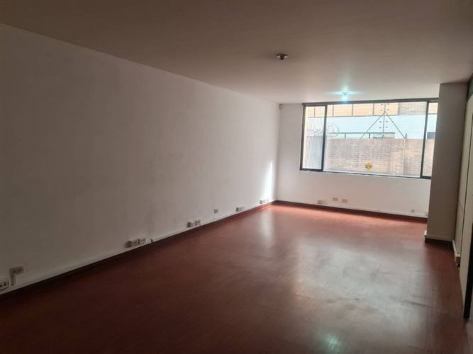 Oficina en  Arriendo en Chico norte, Bogotá - Miniatura 2