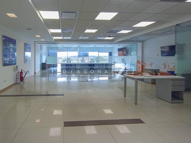 Oficina en Venta en Chicó Navarra, Bogotá - Miniatura 3