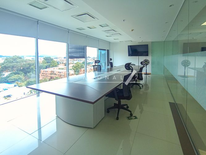 Oficina en Venta en Chicó Navarra, Bogotá - Miniatura 6